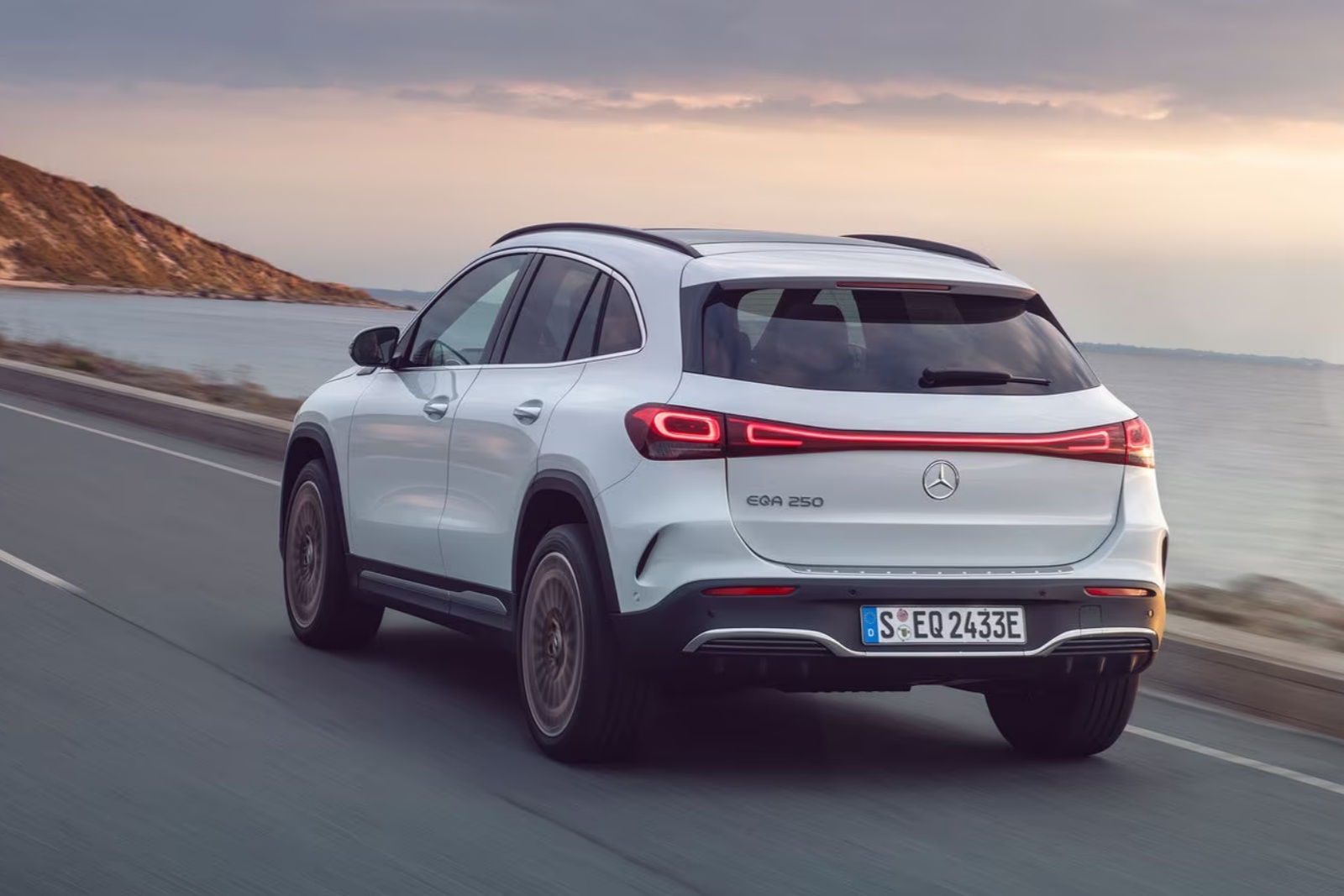 2024款奔馳純電(diàn)動EQA