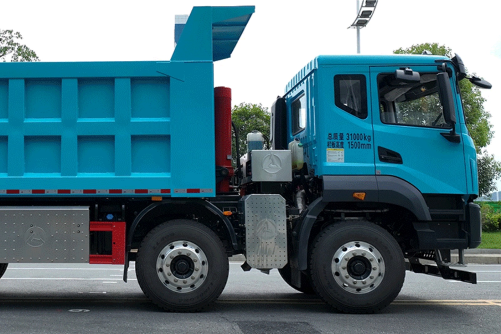 三一 礦山(shān)坑口混動自卸車(chē)